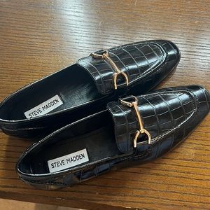 Crocodile Steve Madden loafers